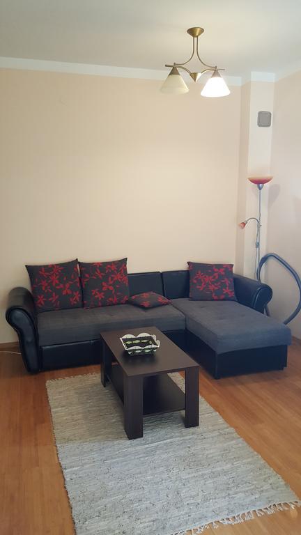Roman Gardens Studio Apartment Risan Εξωτερικό φωτογραφία